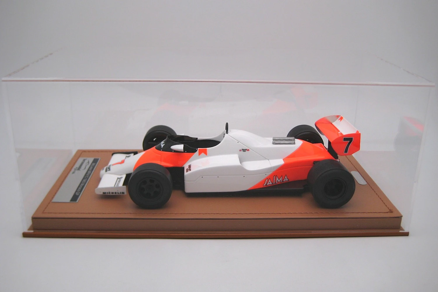 <!--articolo.descrizione_articolo-->