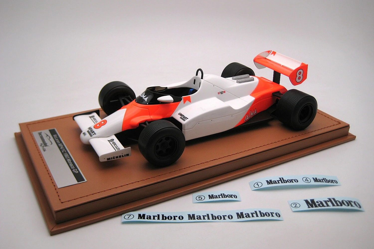 <!--articolo.descrizione_articolo-->