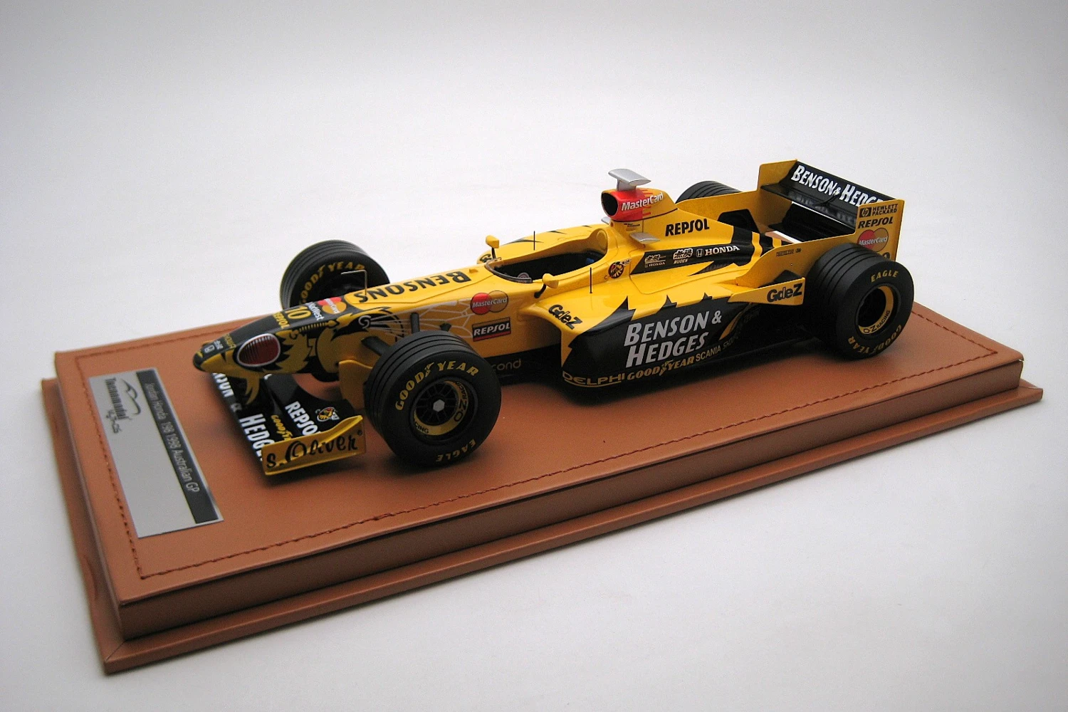 <!--articolo.descrizione_articolo-->