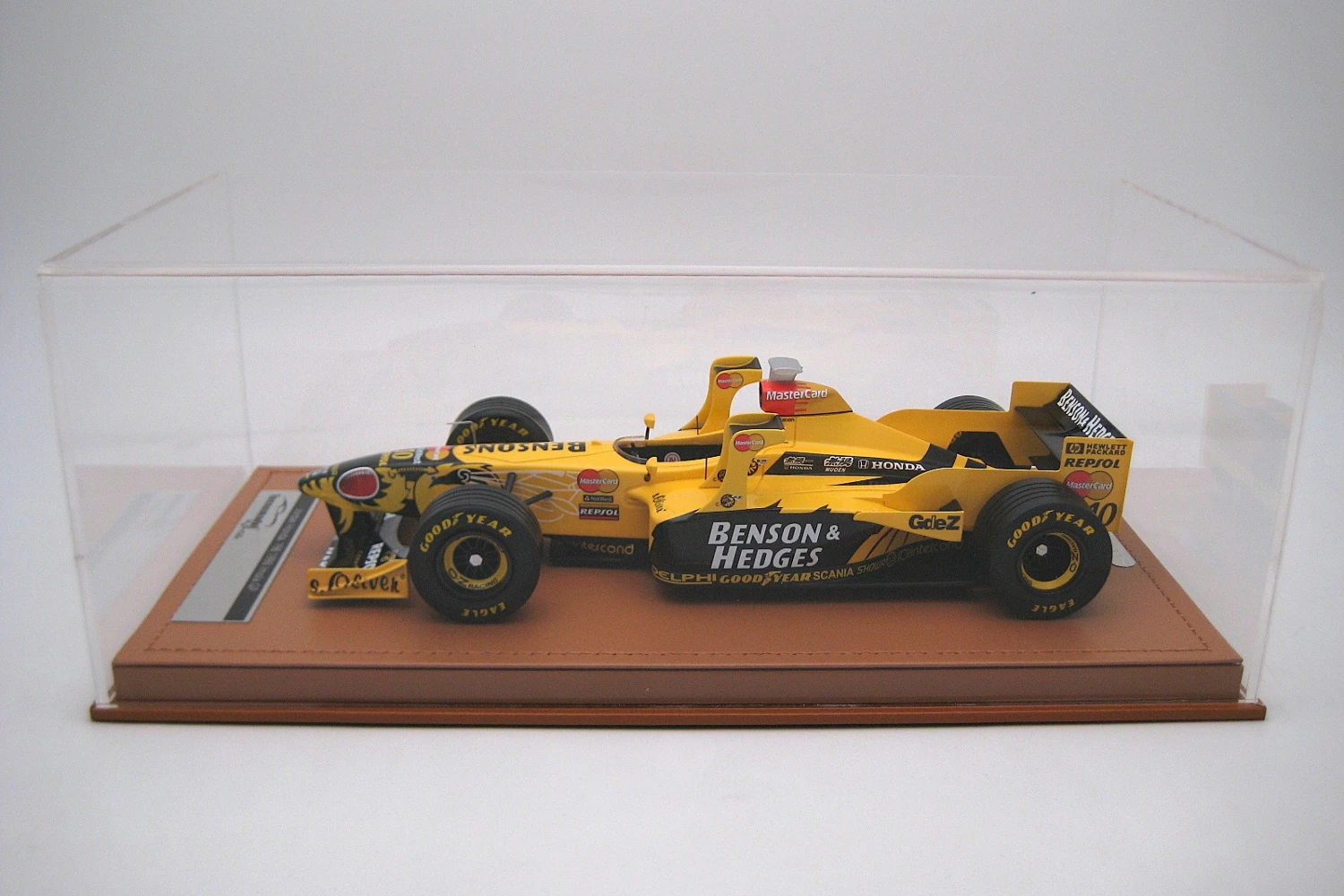 <!--articolo.descrizione_articolo-->