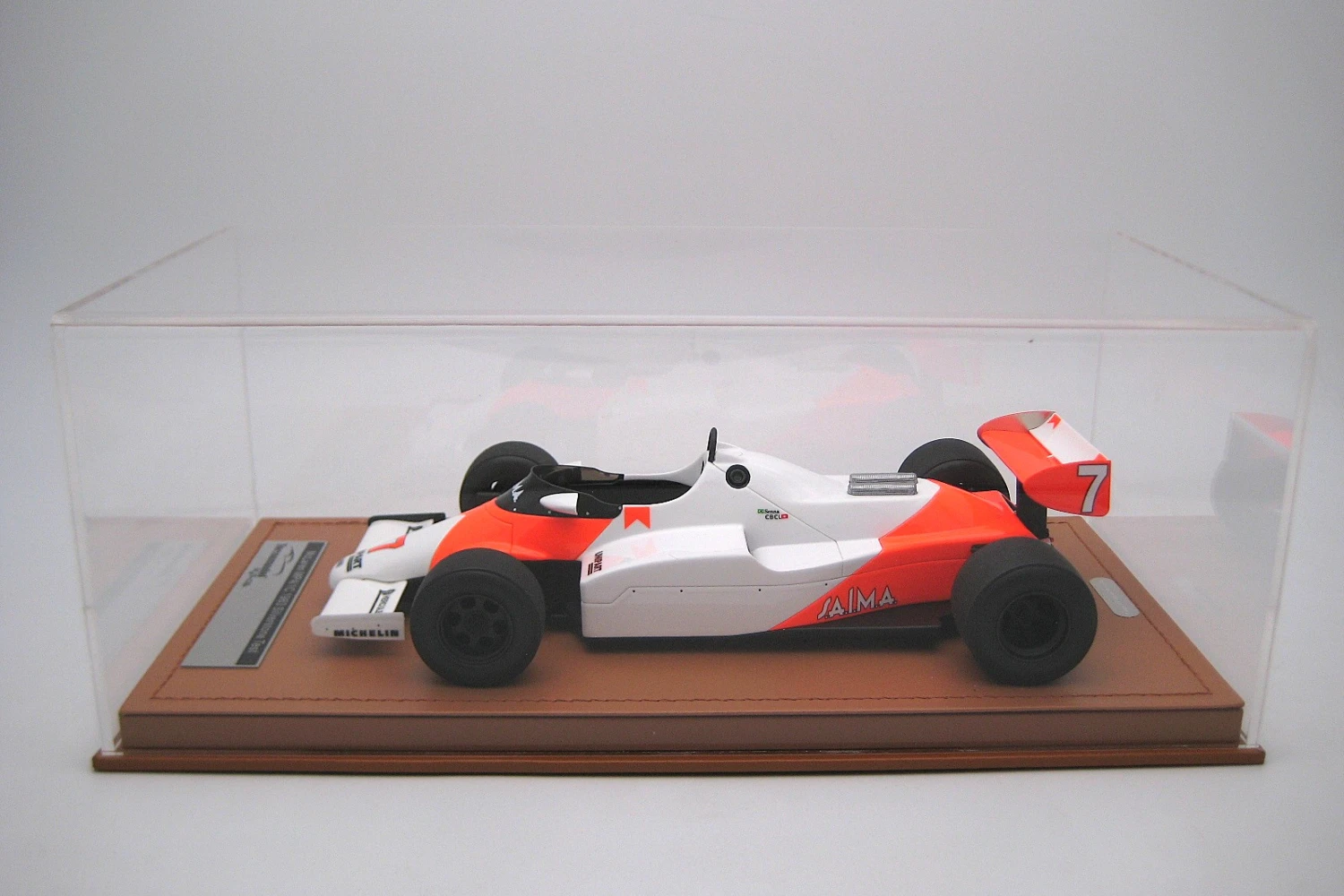 <!--articolo.descrizione_articolo-->