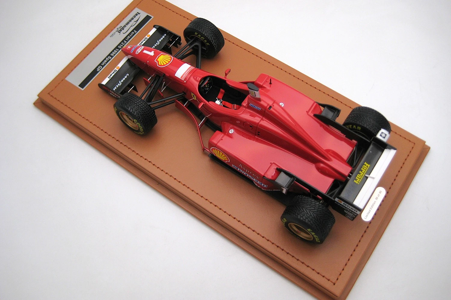 <!--articolo.descrizione_articolo-->