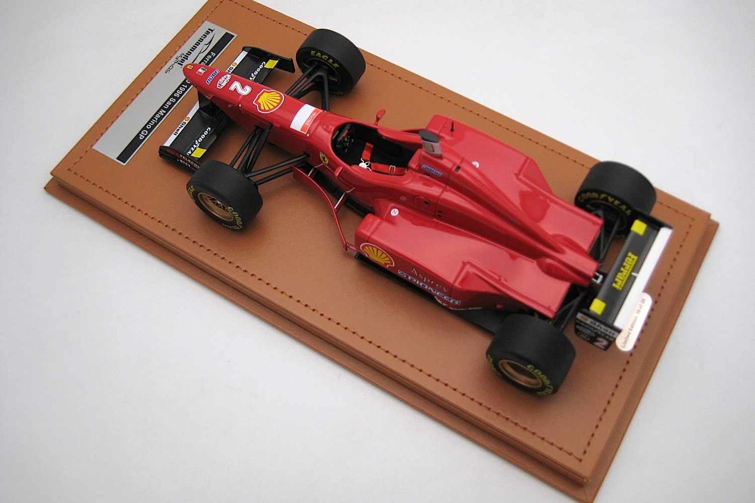 <!--articolo.descrizione_articolo-->