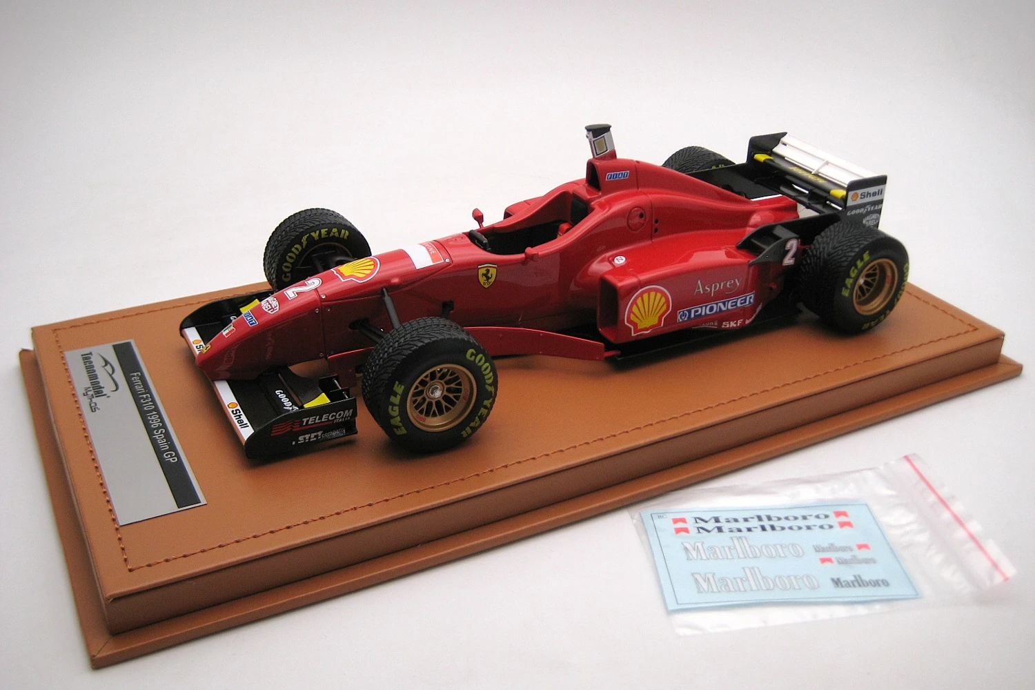 <!--articolo.descrizione_articolo-->