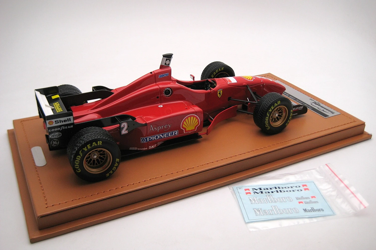 <!--articolo.descrizione_articolo-->