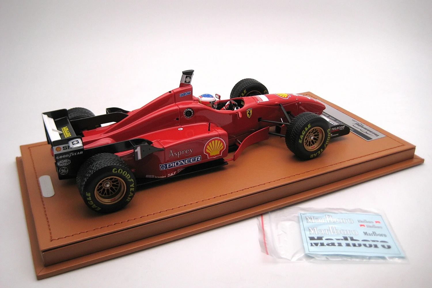 <!--articolo.descrizione_articolo-->