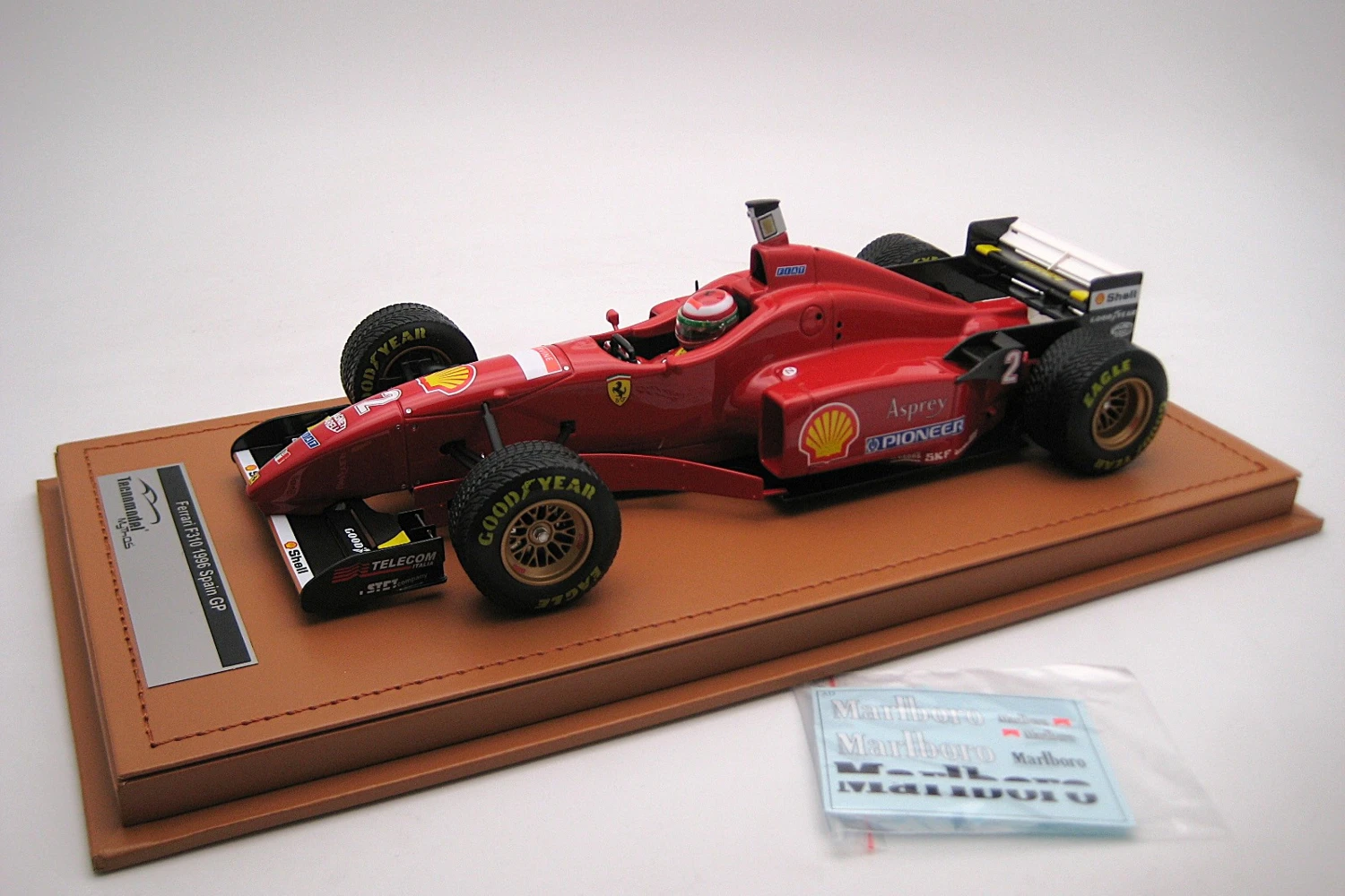 <!--articolo.descrizione_articolo-->