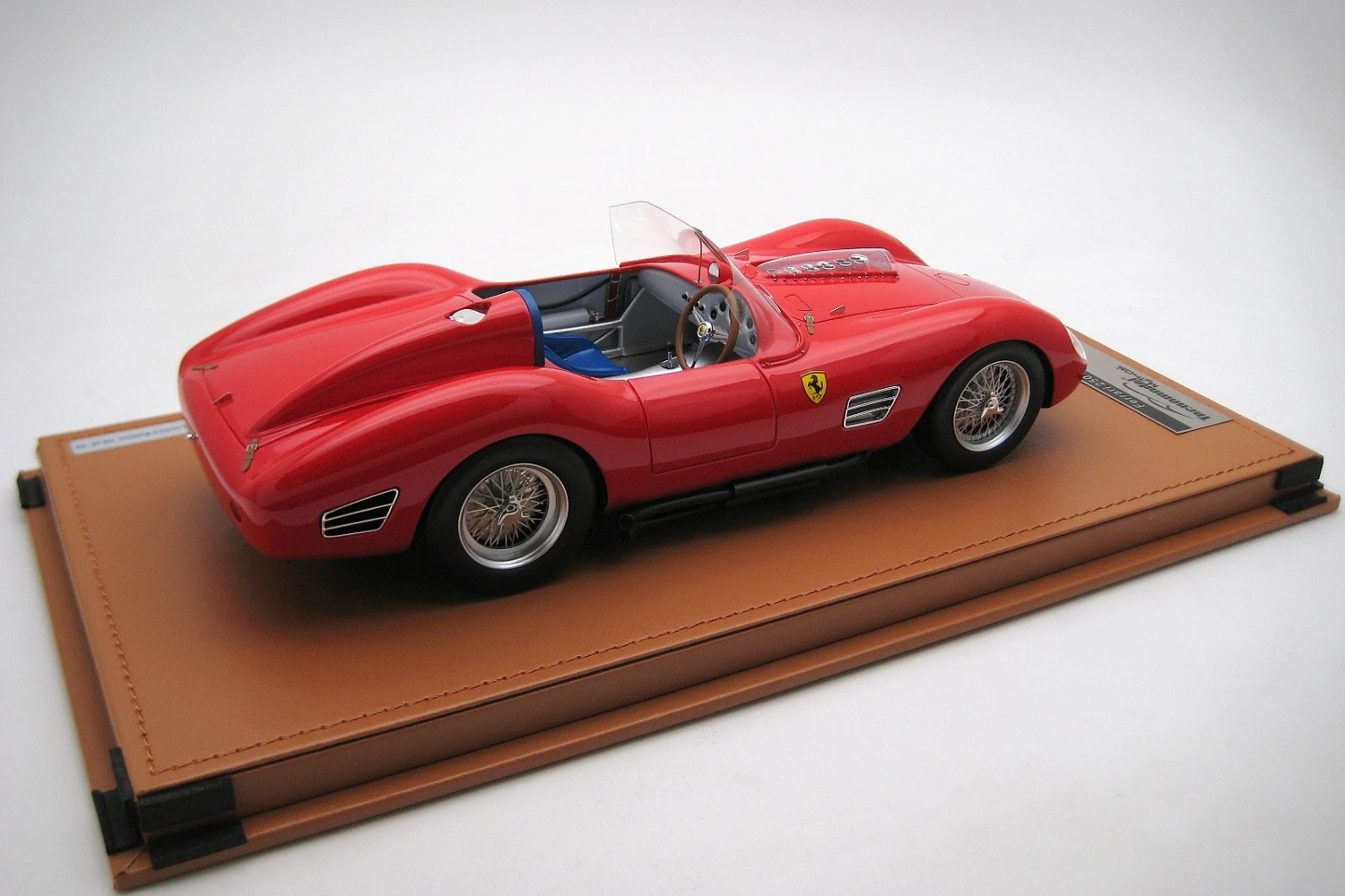 <!--articolo.descrizione_articolo-->