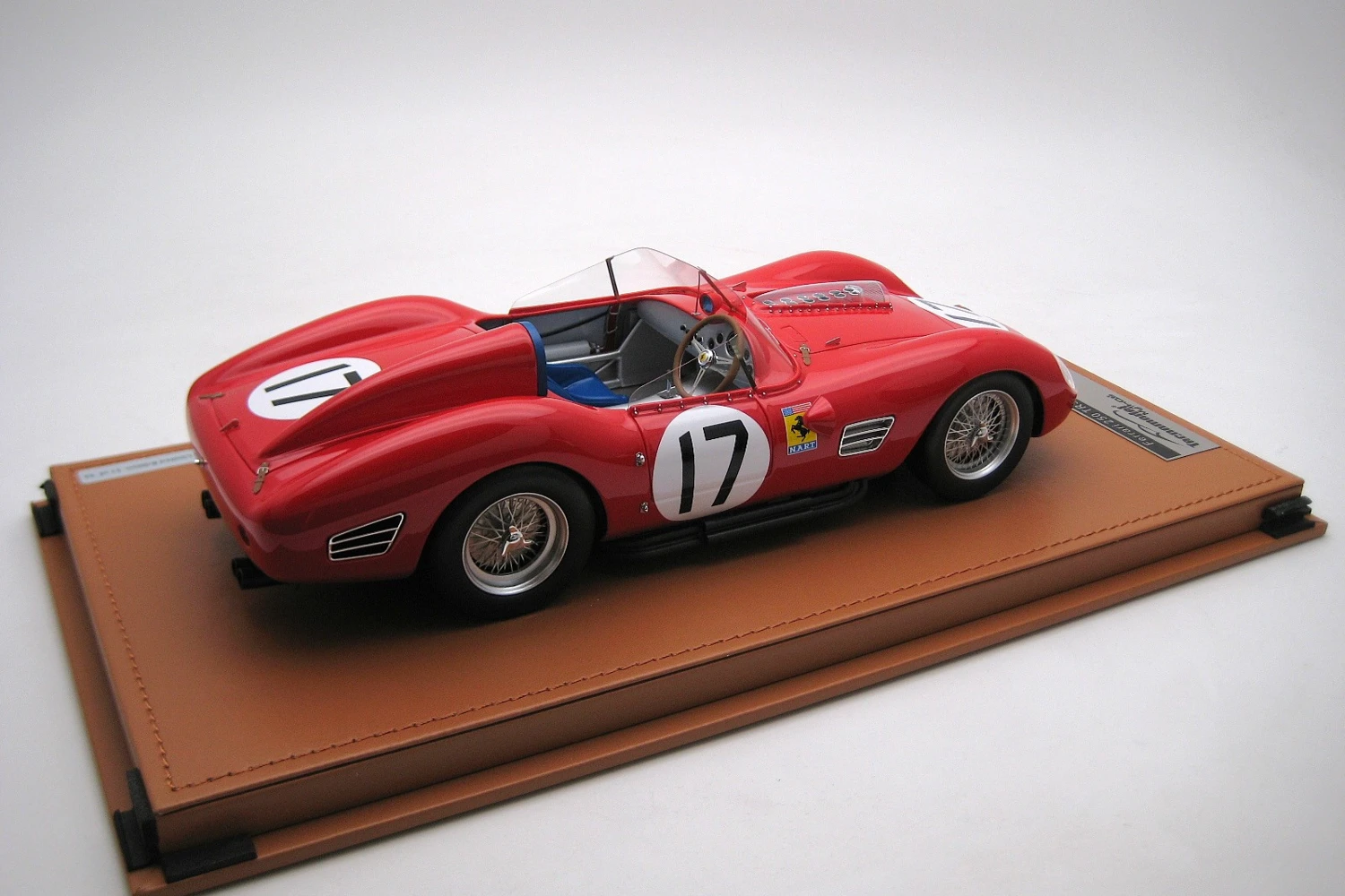 <!--articolo.descrizione_articolo-->