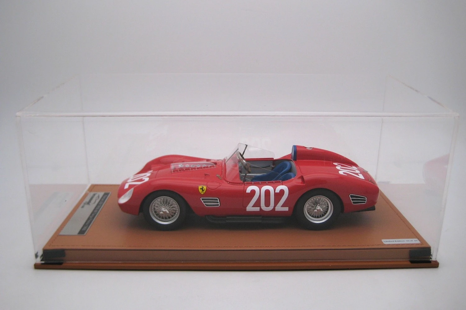 <!--articolo.descrizione_articolo-->