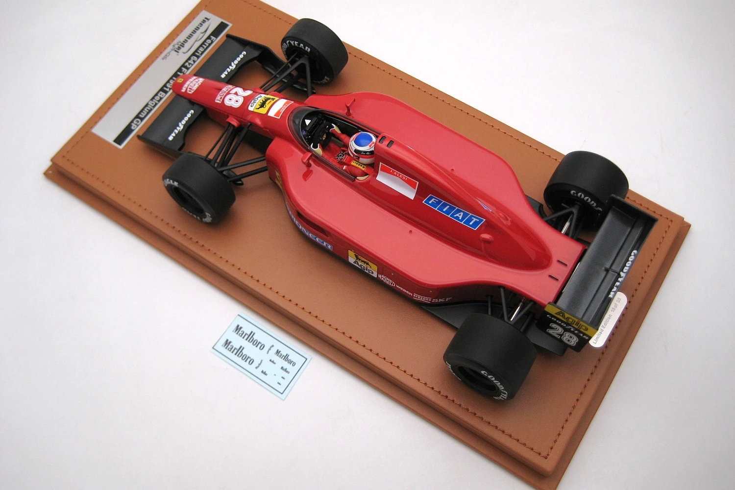 <!--articolo.descrizione_articolo-->