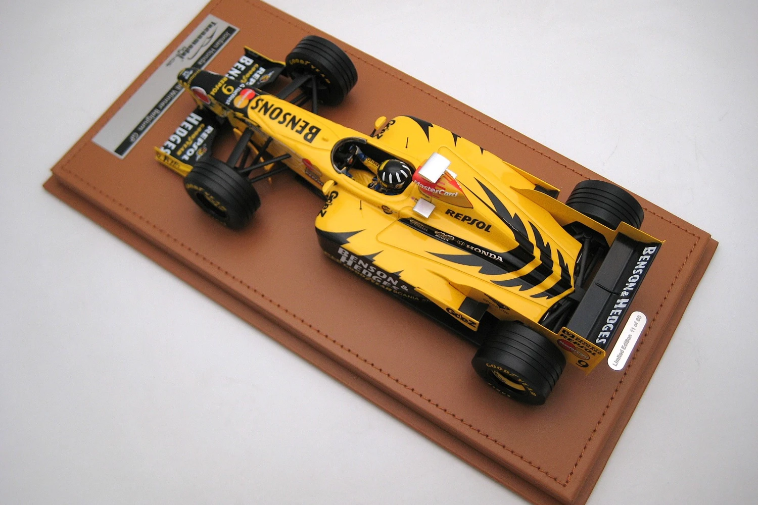 <!--articolo.descrizione_articolo-->