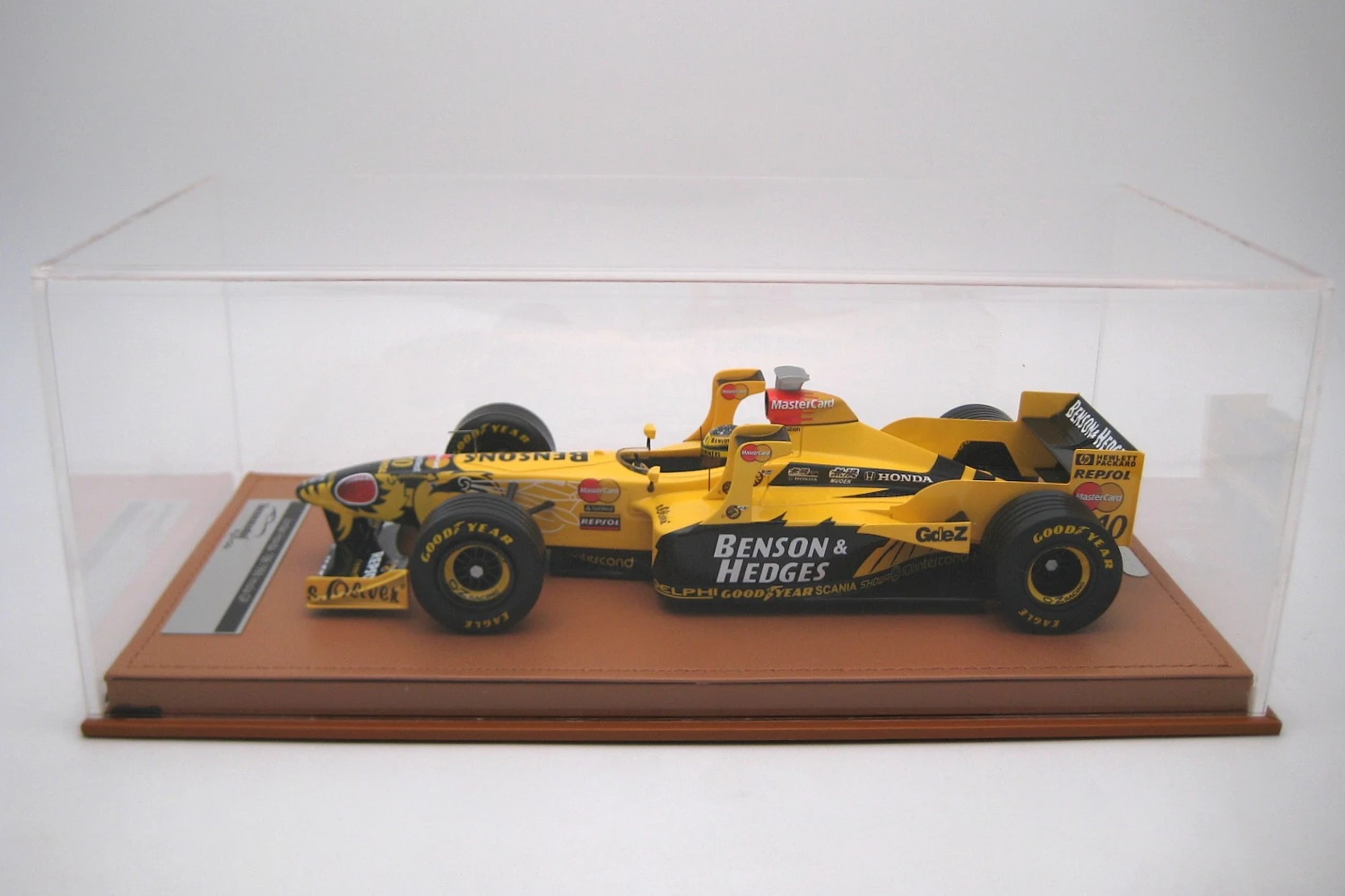 <!--articolo.descrizione_articolo-->