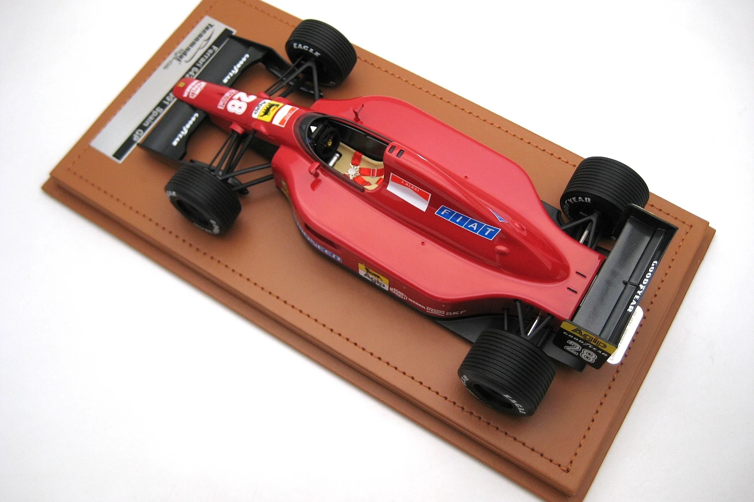 <!--articolo.descrizione_articolo-->