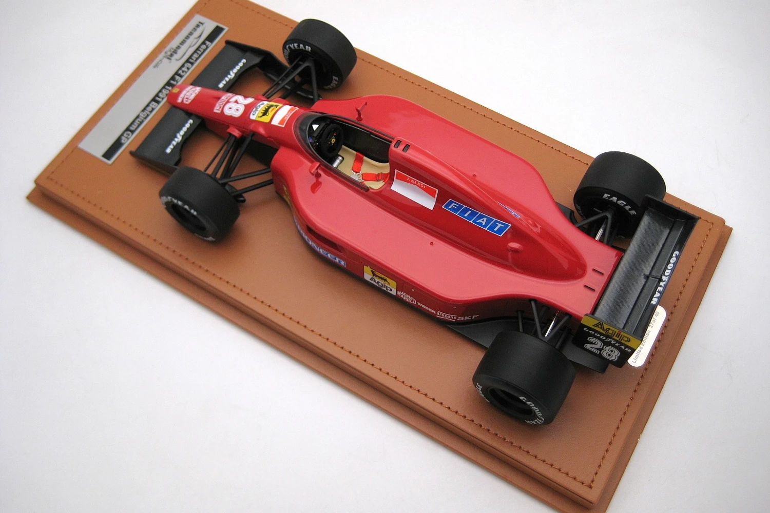 <!--articolo.descrizione_articolo-->