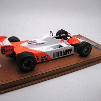 TM18-368A Mclaren MP4/1B 1982 Winner Englad GP Driver: Niki Lauda SHOWCASE INCLUDED