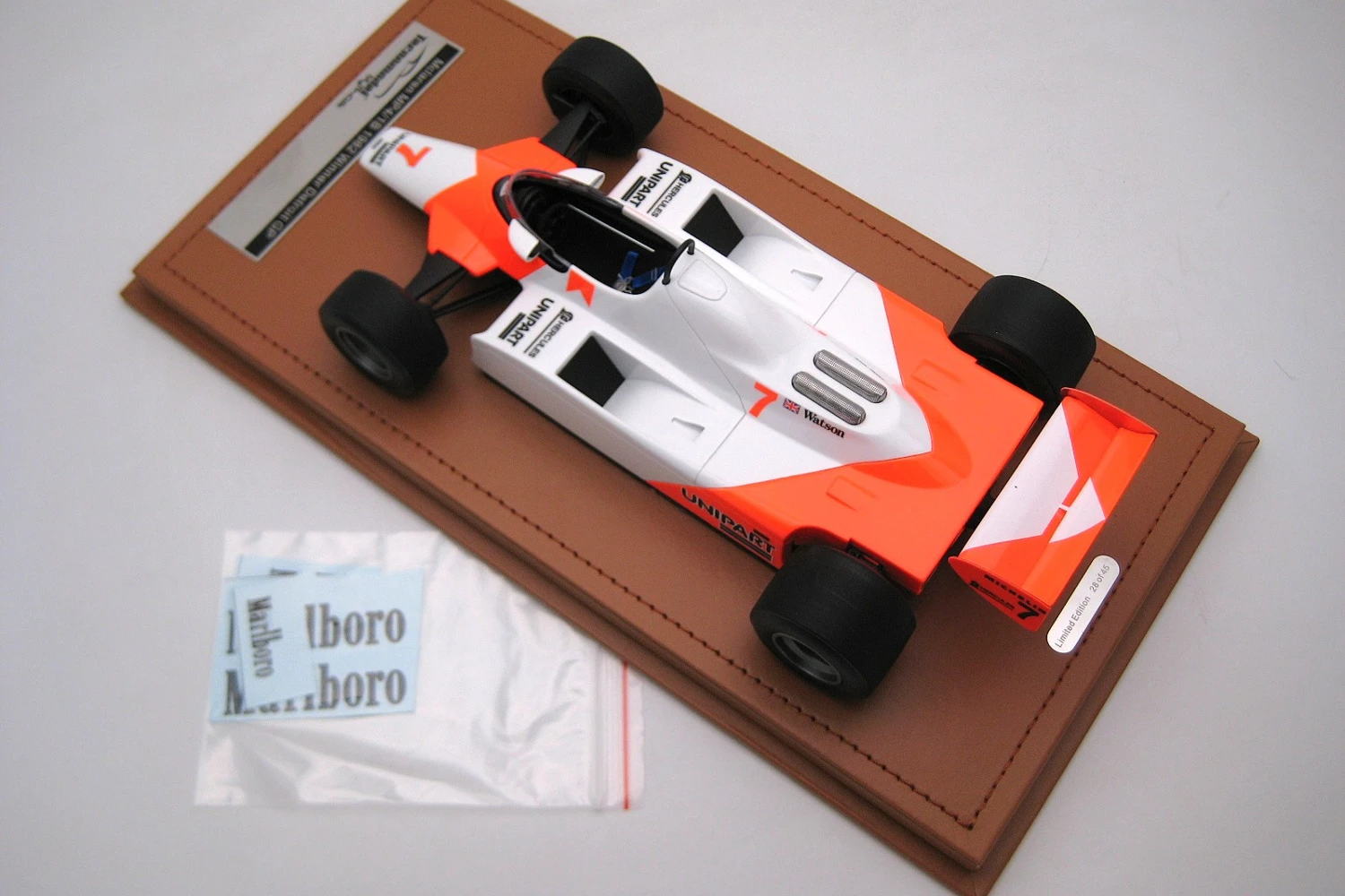 <!--articolo.descrizione_articolo-->