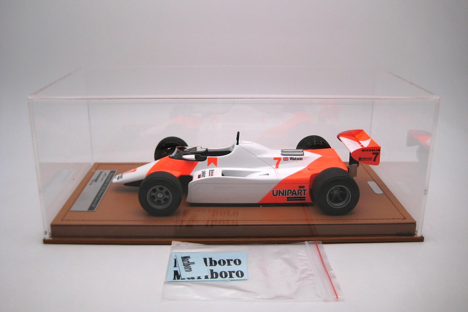 <!--articolo.descrizione_articolo-->