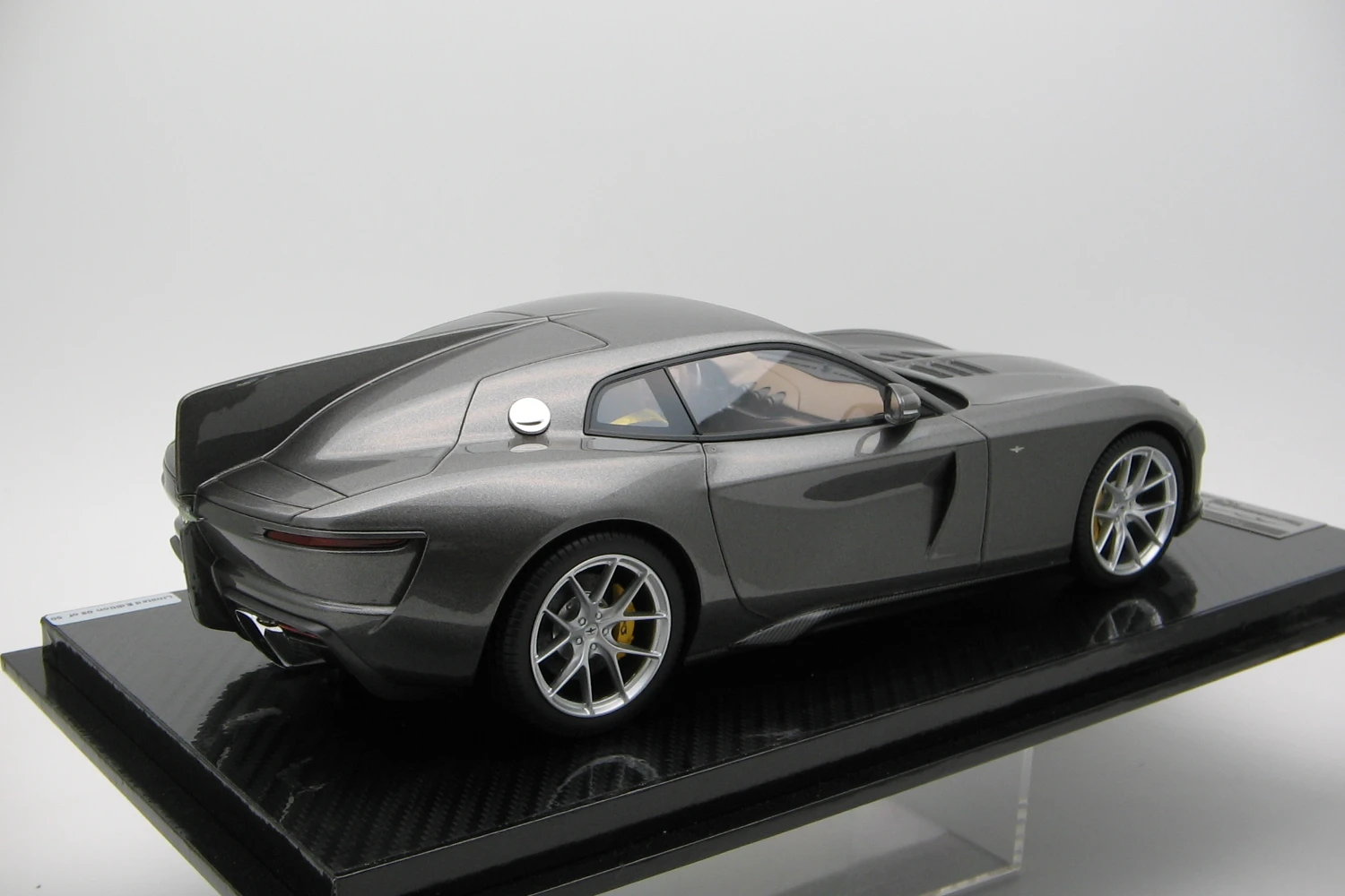 <!--articolo.descrizione_articolo-->