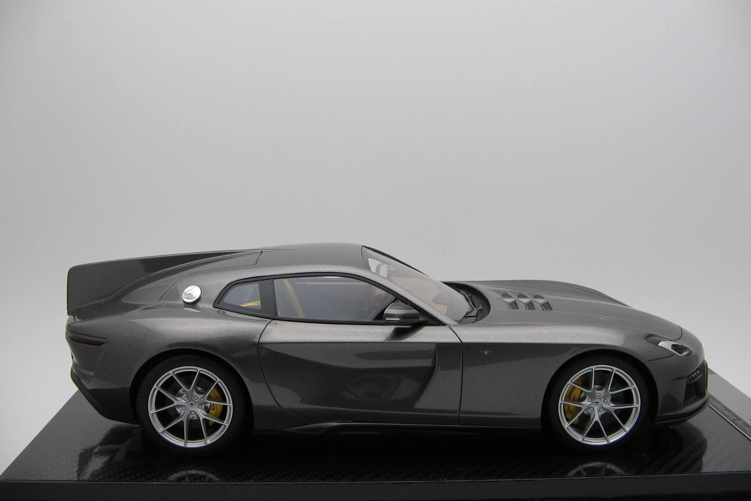 <!--articolo.descrizione_articolo-->