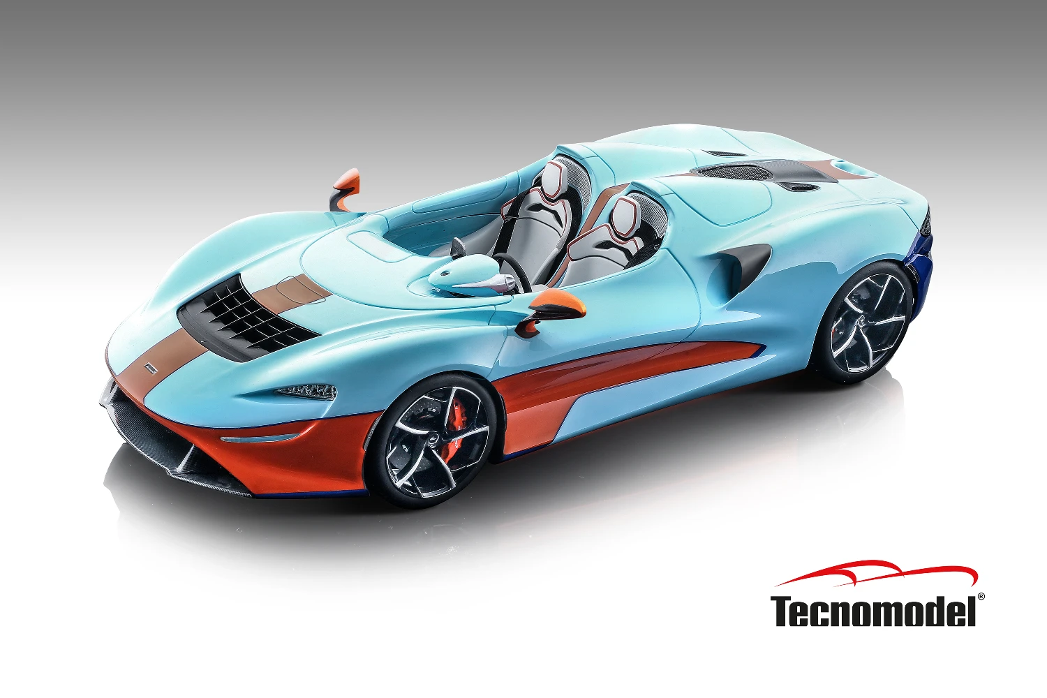 McLaren Elva Light Blue - Orange 2020