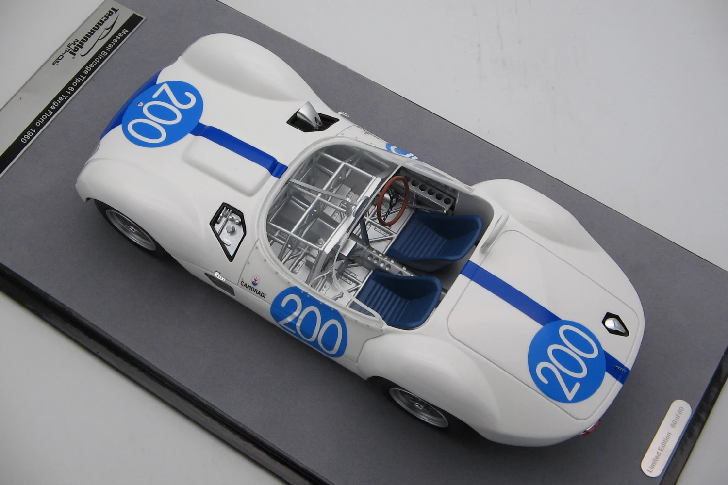 <!--articolo.descrizione_articolo-->