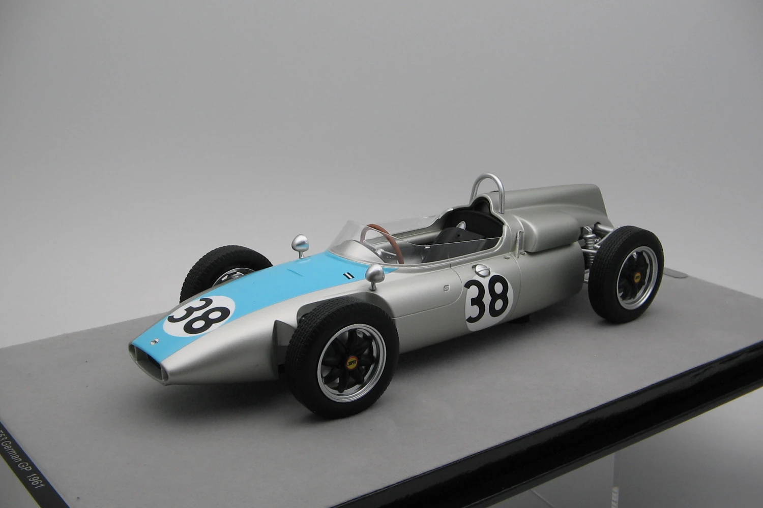 <!--articolo.descrizione_articolo-->