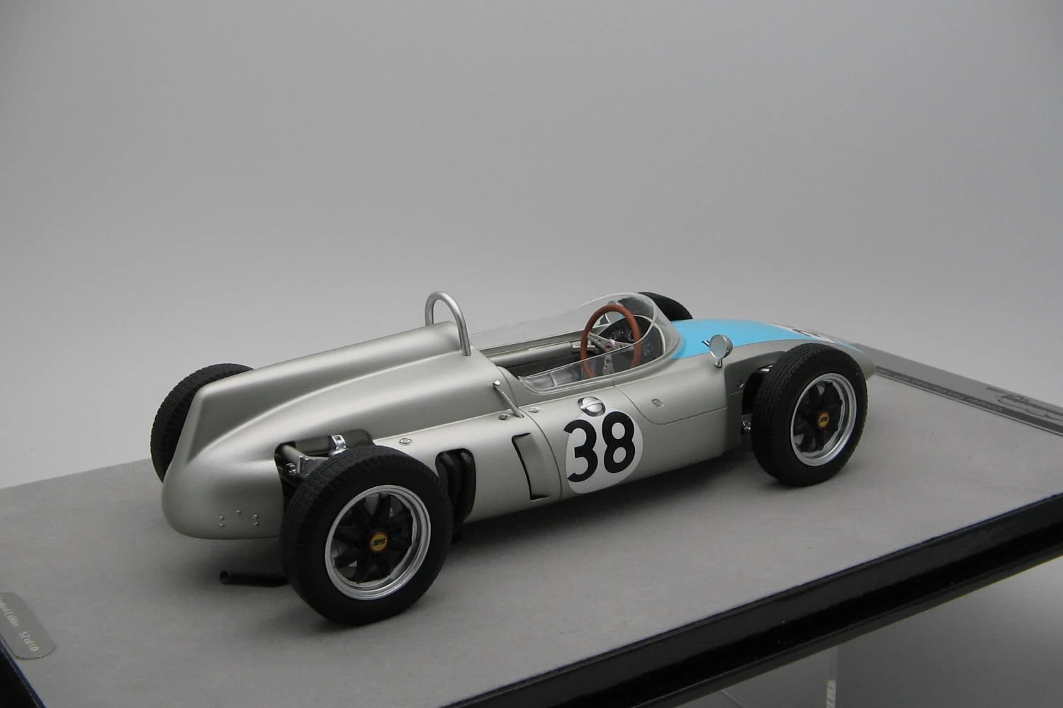 <!--articolo.descrizione_articolo-->