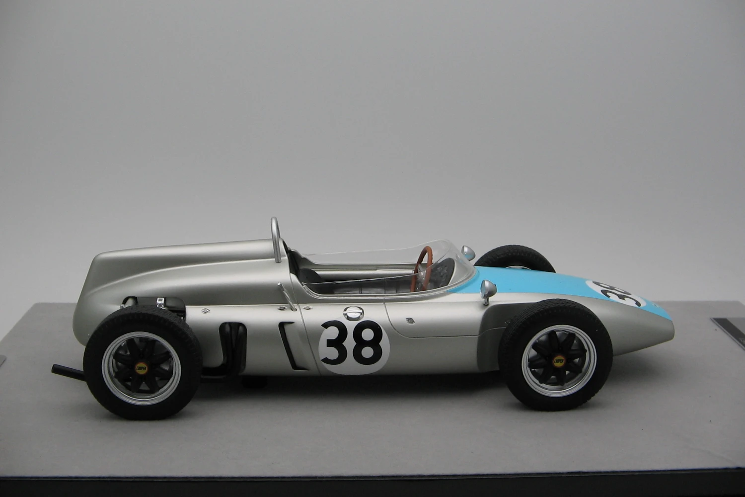 <!--articolo.descrizione_articolo-->