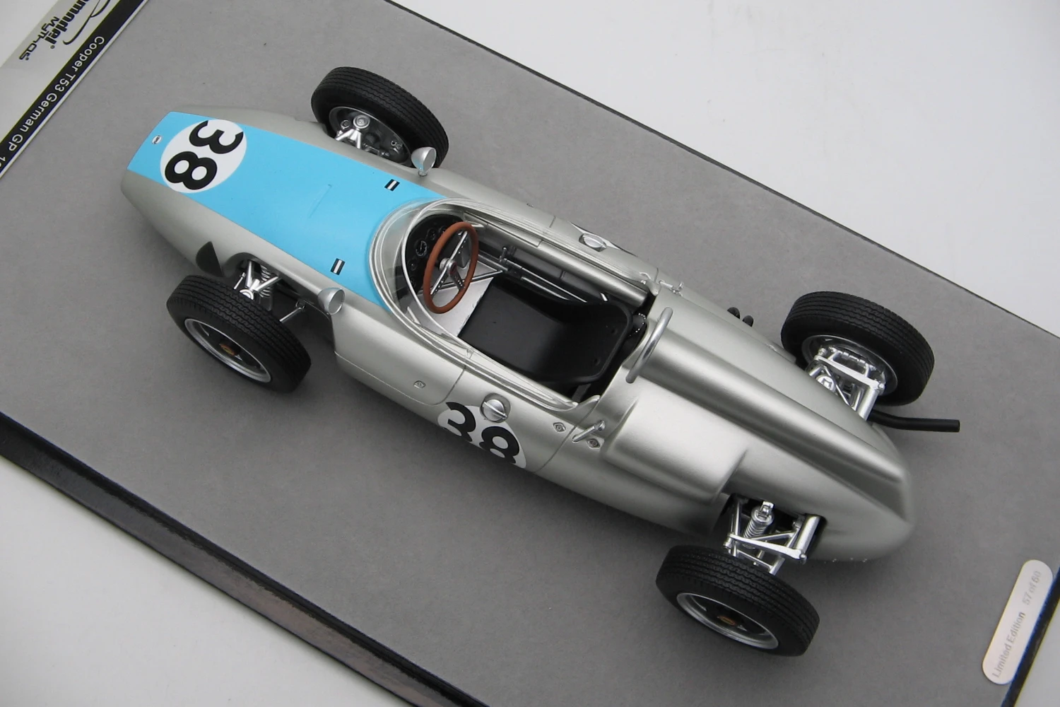 <!--articolo.descrizione_articolo-->