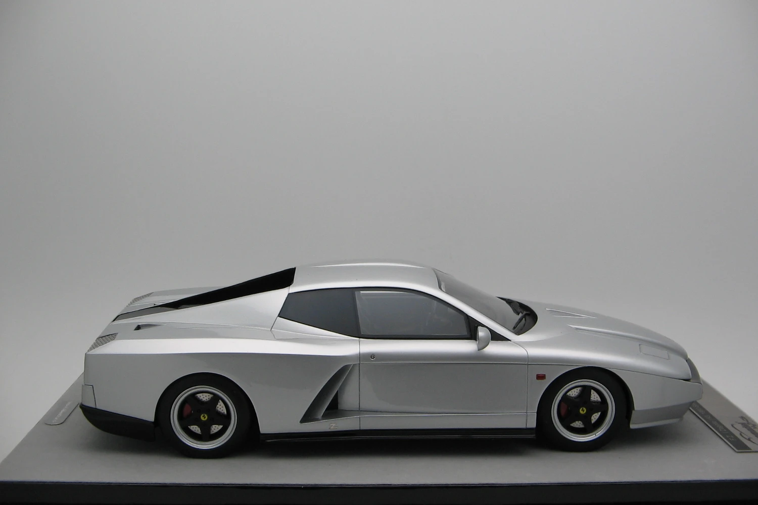 <!--articolo.descrizione_articolo-->