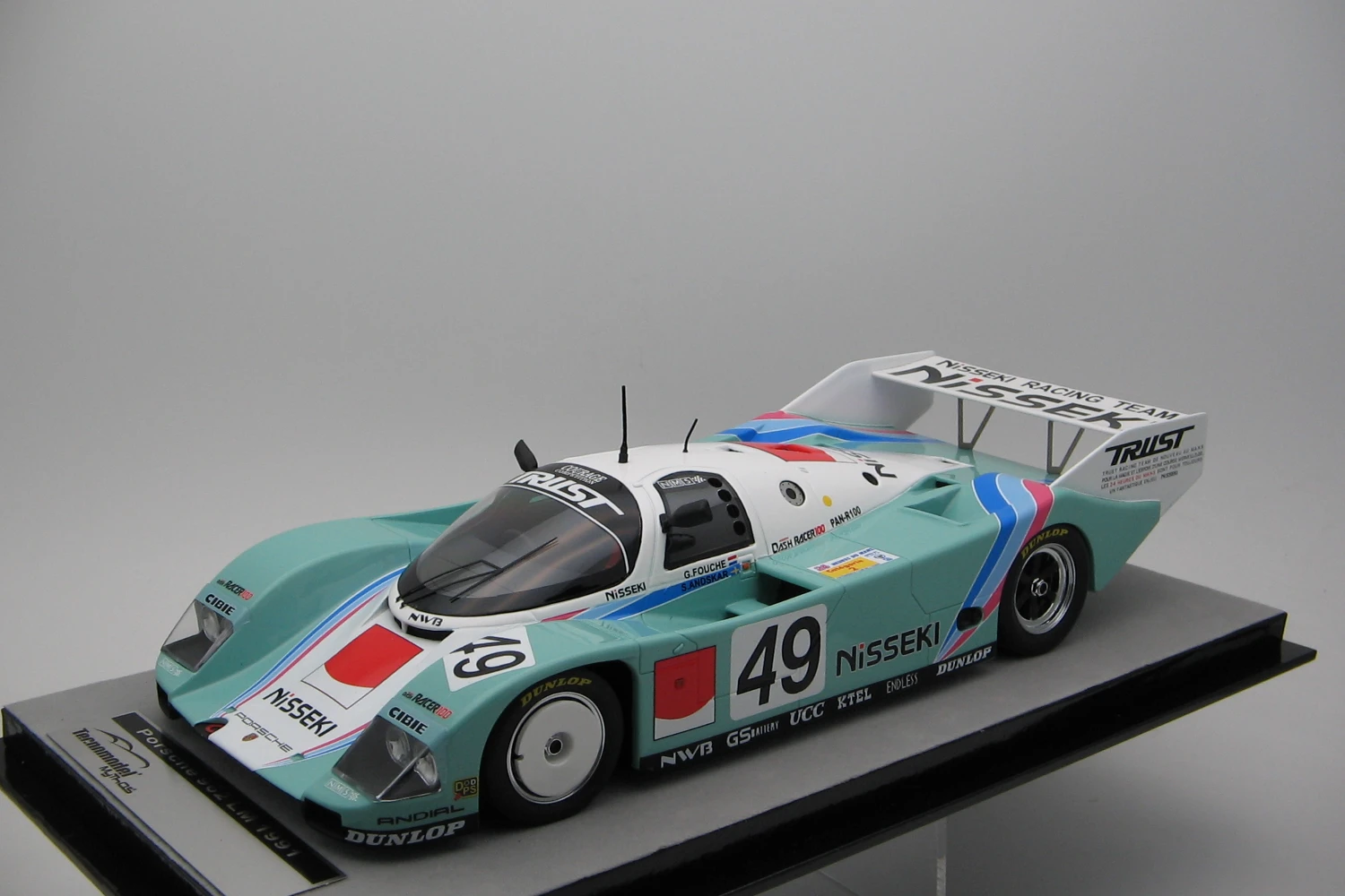 <!--articolo.descrizione_articolo-->