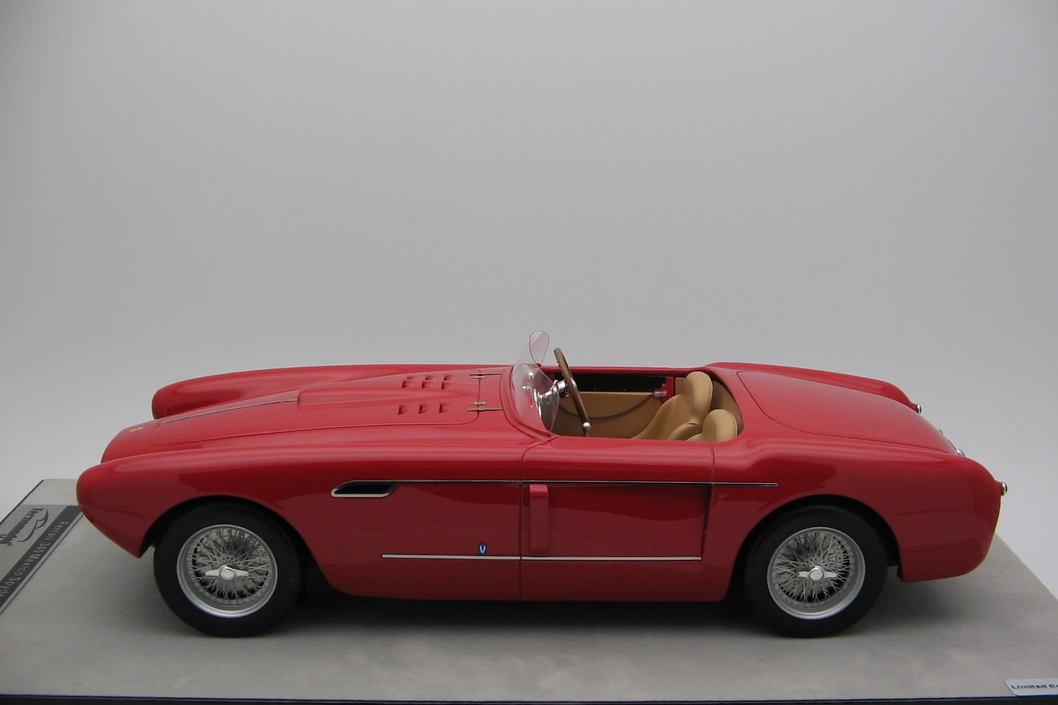 <!--articolo.descrizione_articolo-->