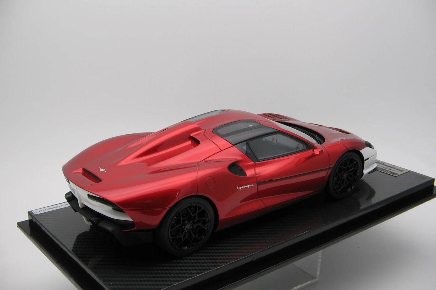 <!--articolo.descrizione_articolo-->