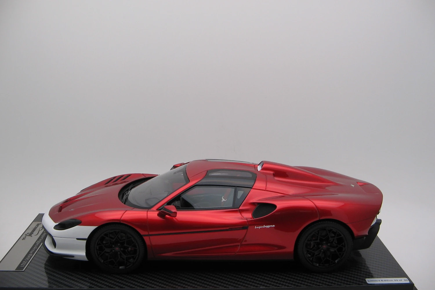 <!--articolo.descrizione_articolo-->