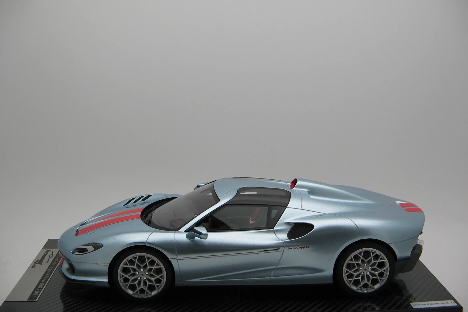 <!--articolo.descrizione_articolo-->