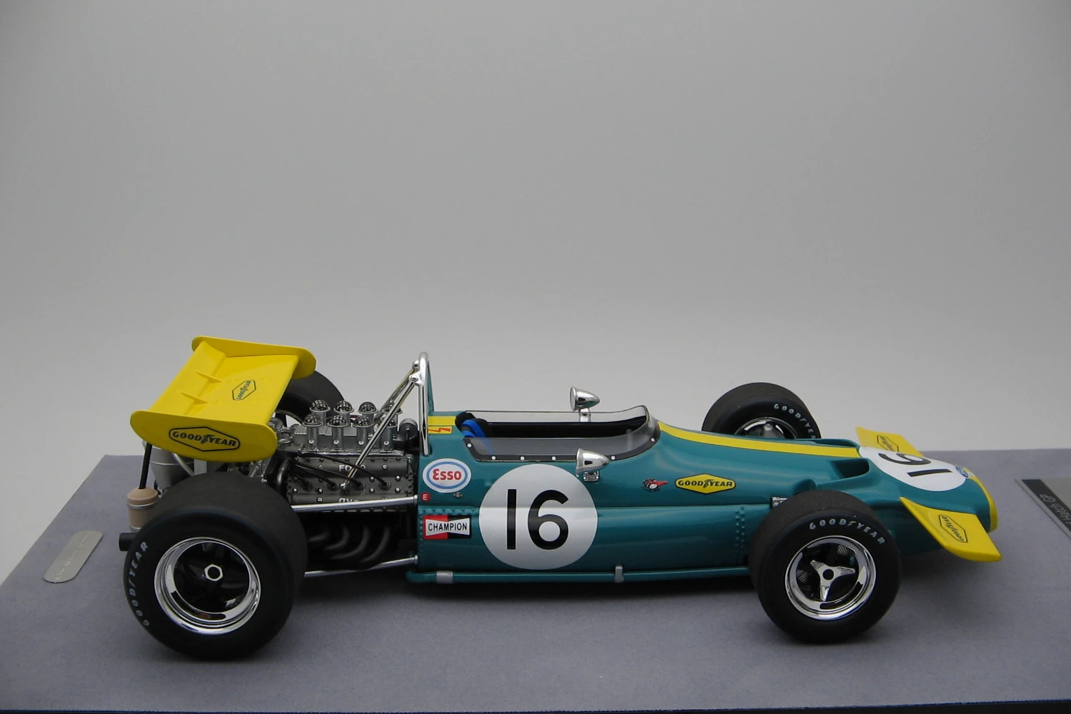 <!--articolo.descrizione_articolo-->