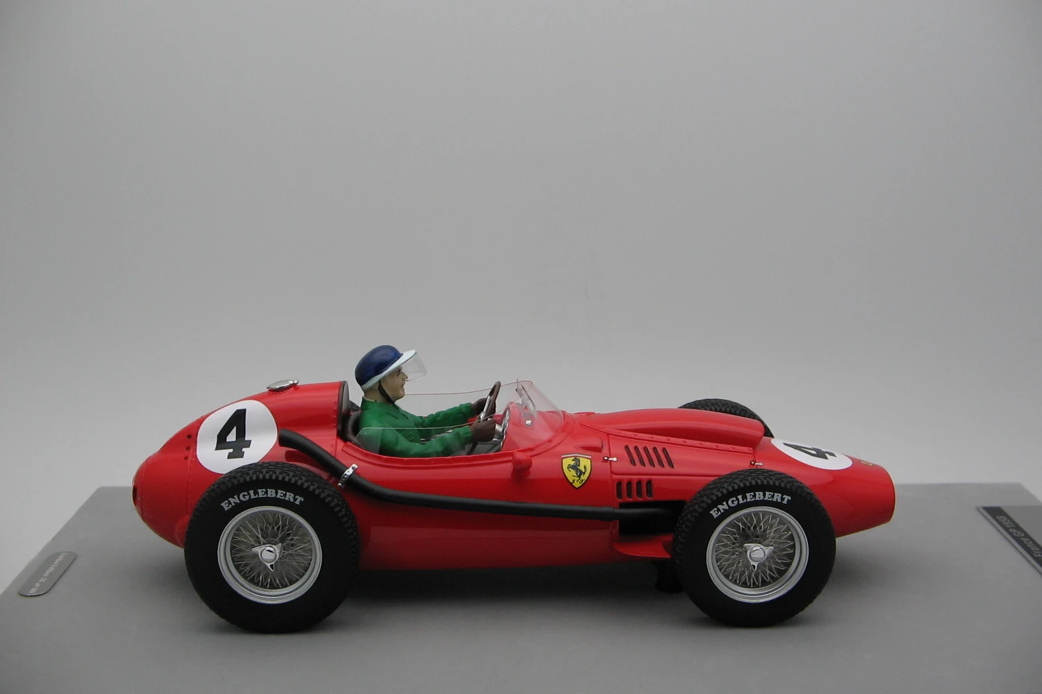 <!--articolo.descrizione_articolo-->