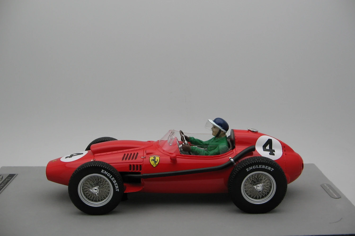 <!--articolo.descrizione_articolo-->