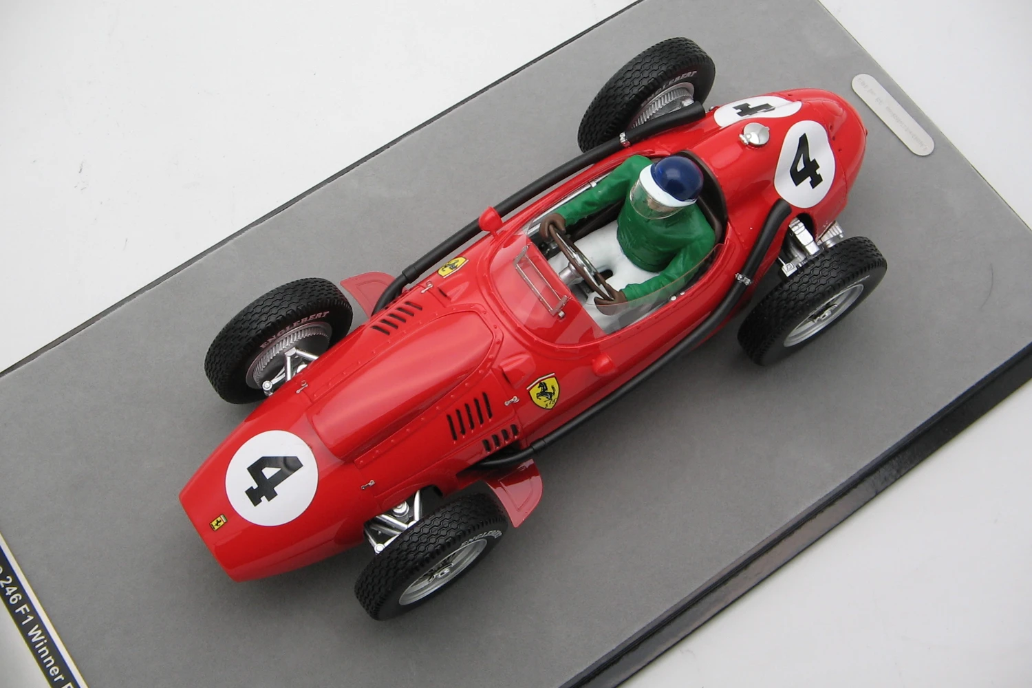 <!--articolo.descrizione_articolo-->