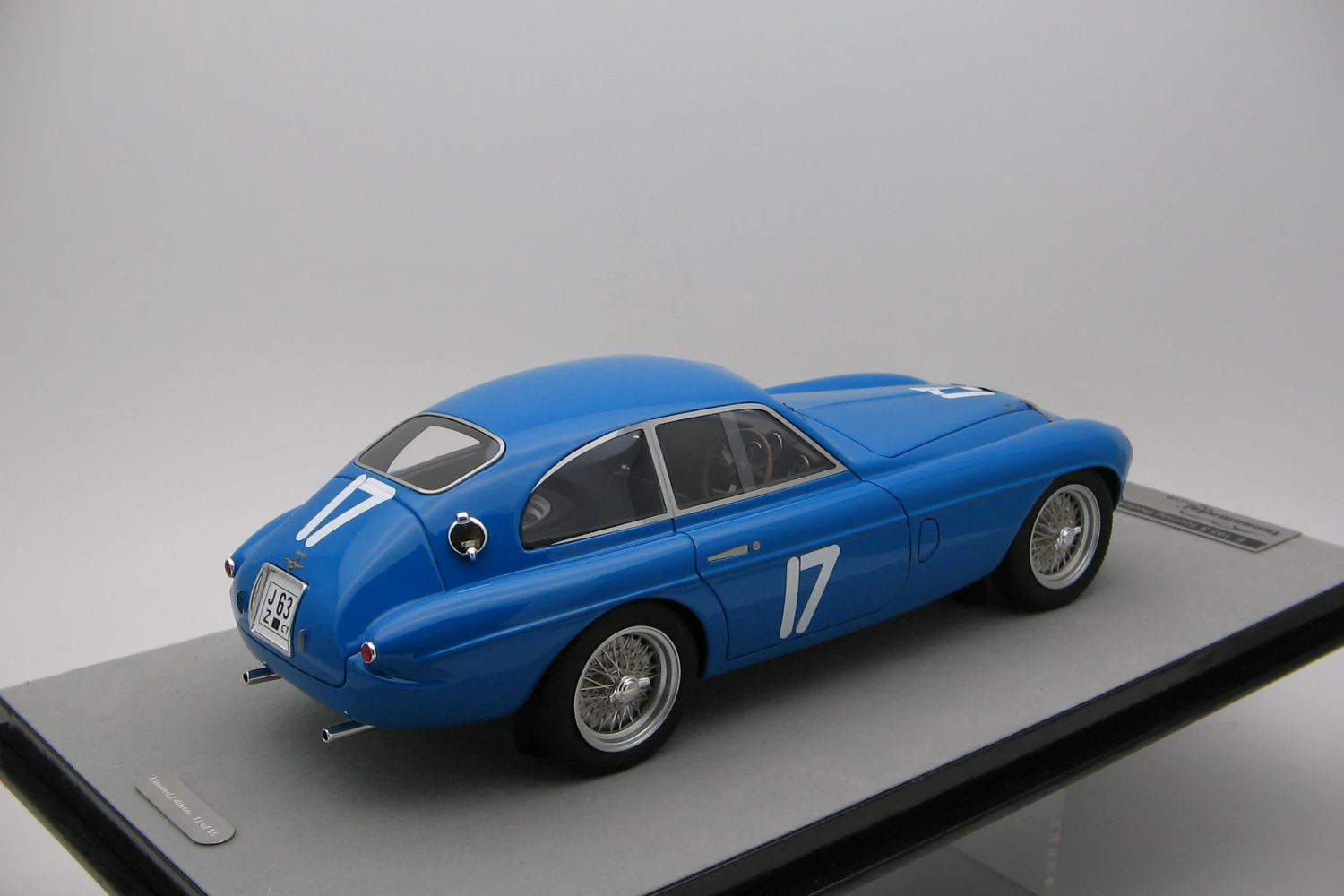 <!--articolo.descrizione_articolo-->