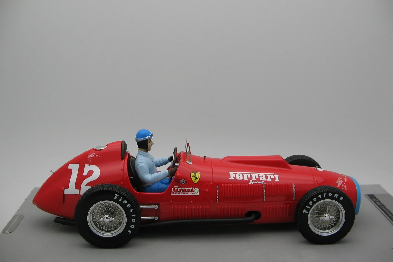 <!--articolo.descrizione_articolo-->