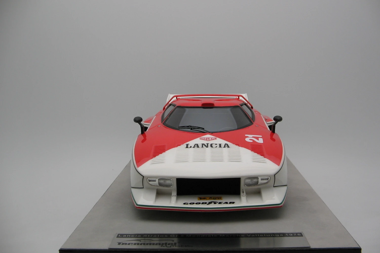 <!--articolo.descrizione_articolo-->