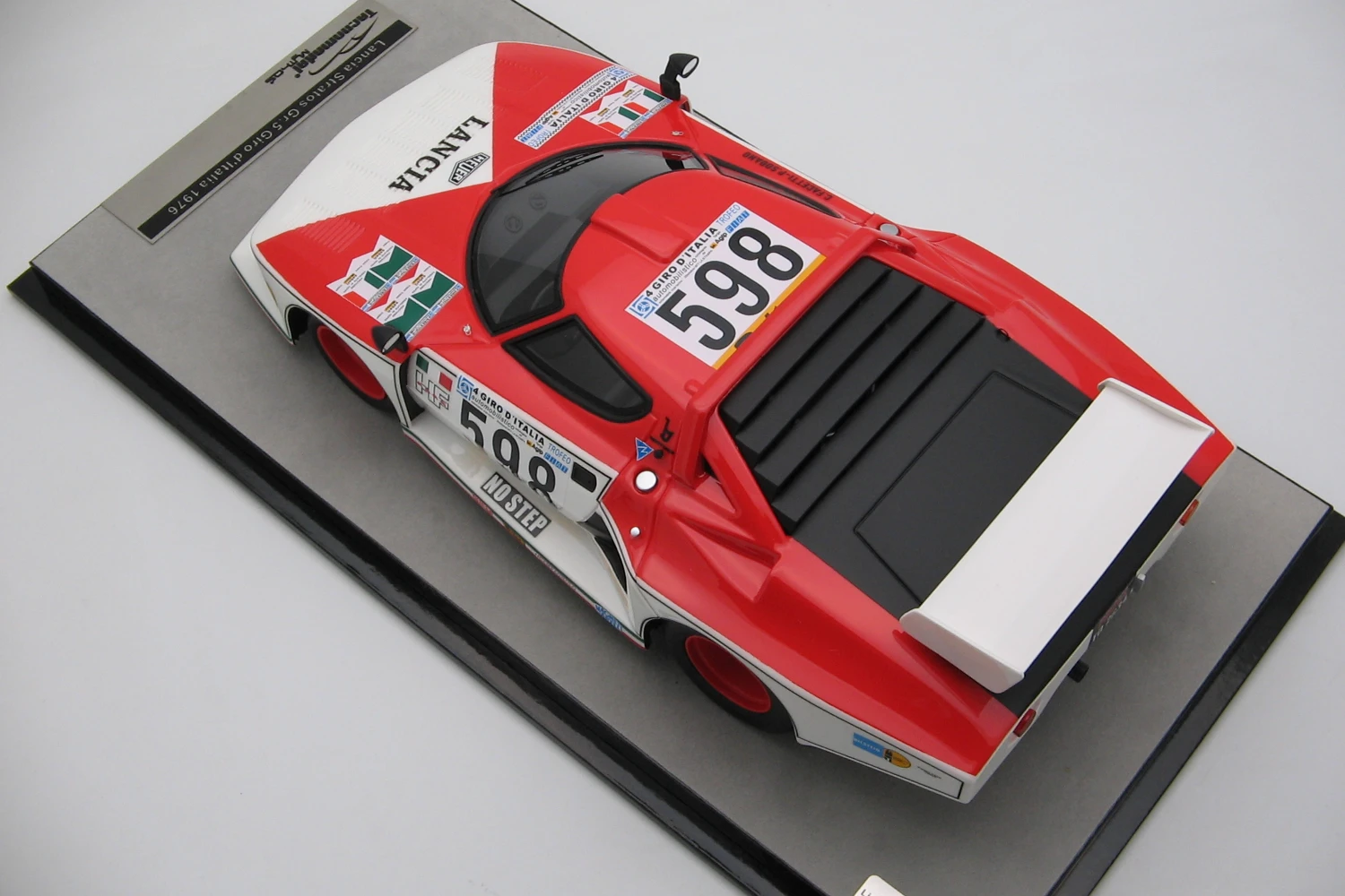 <!--articolo.descrizione_articolo-->