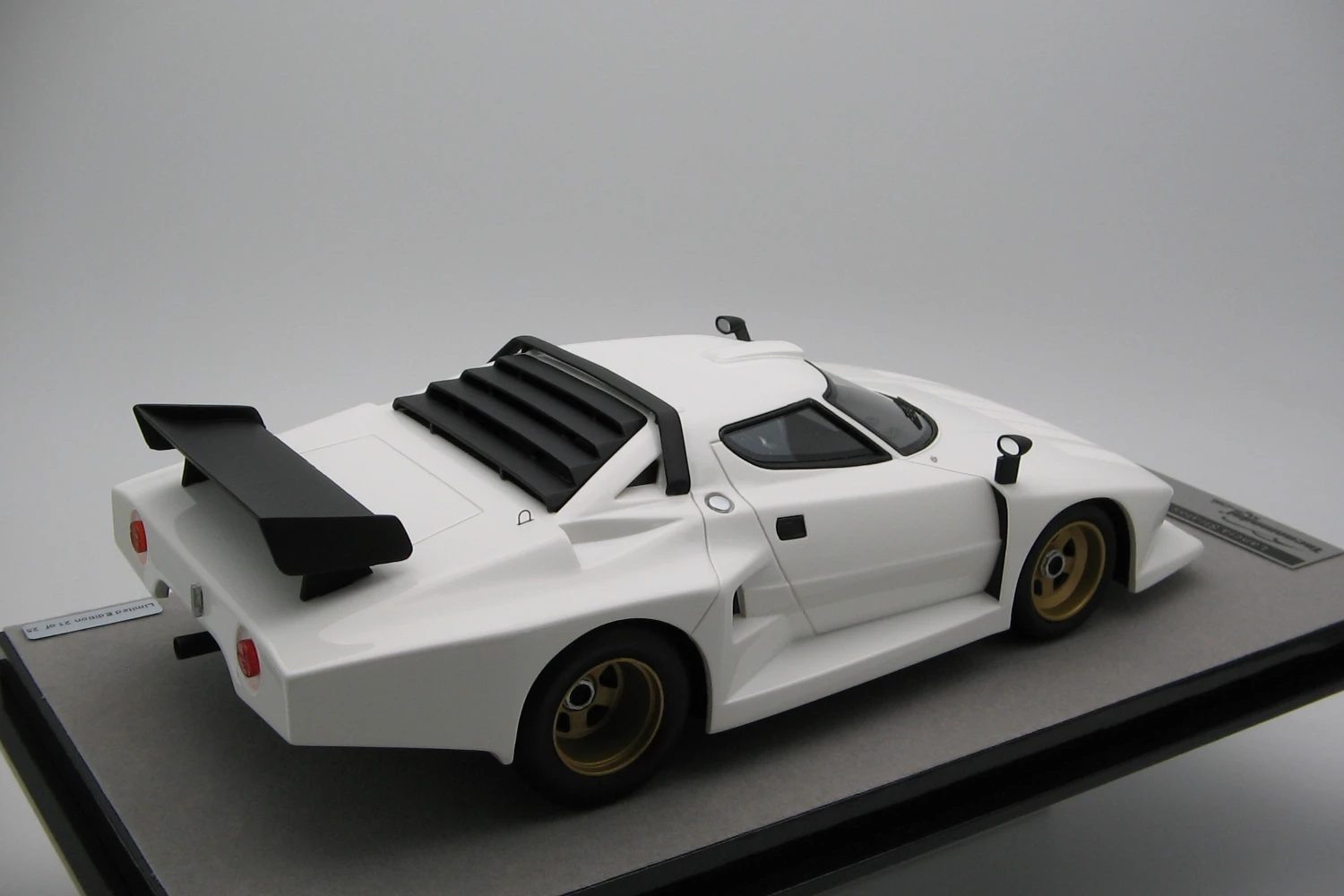 <!--articolo.descrizione_articolo-->