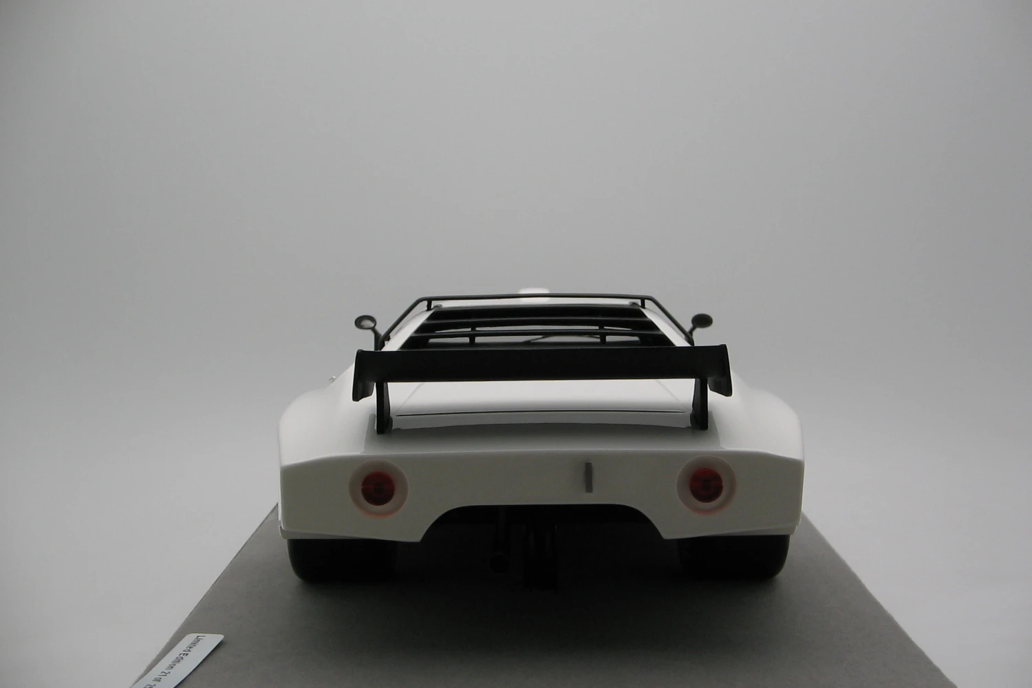 <!--articolo.descrizione_articolo-->