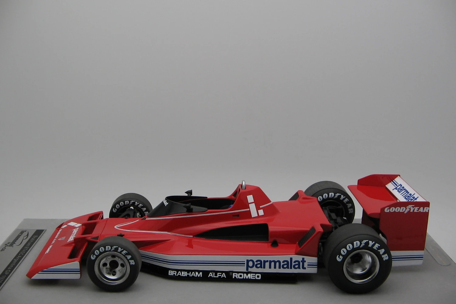 <!--articolo.descrizione_articolo-->