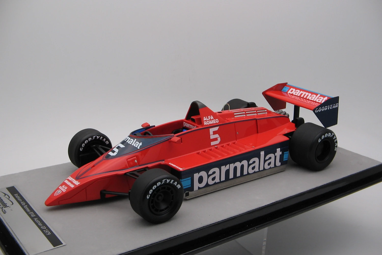 <!--articolo.descrizione_articolo-->