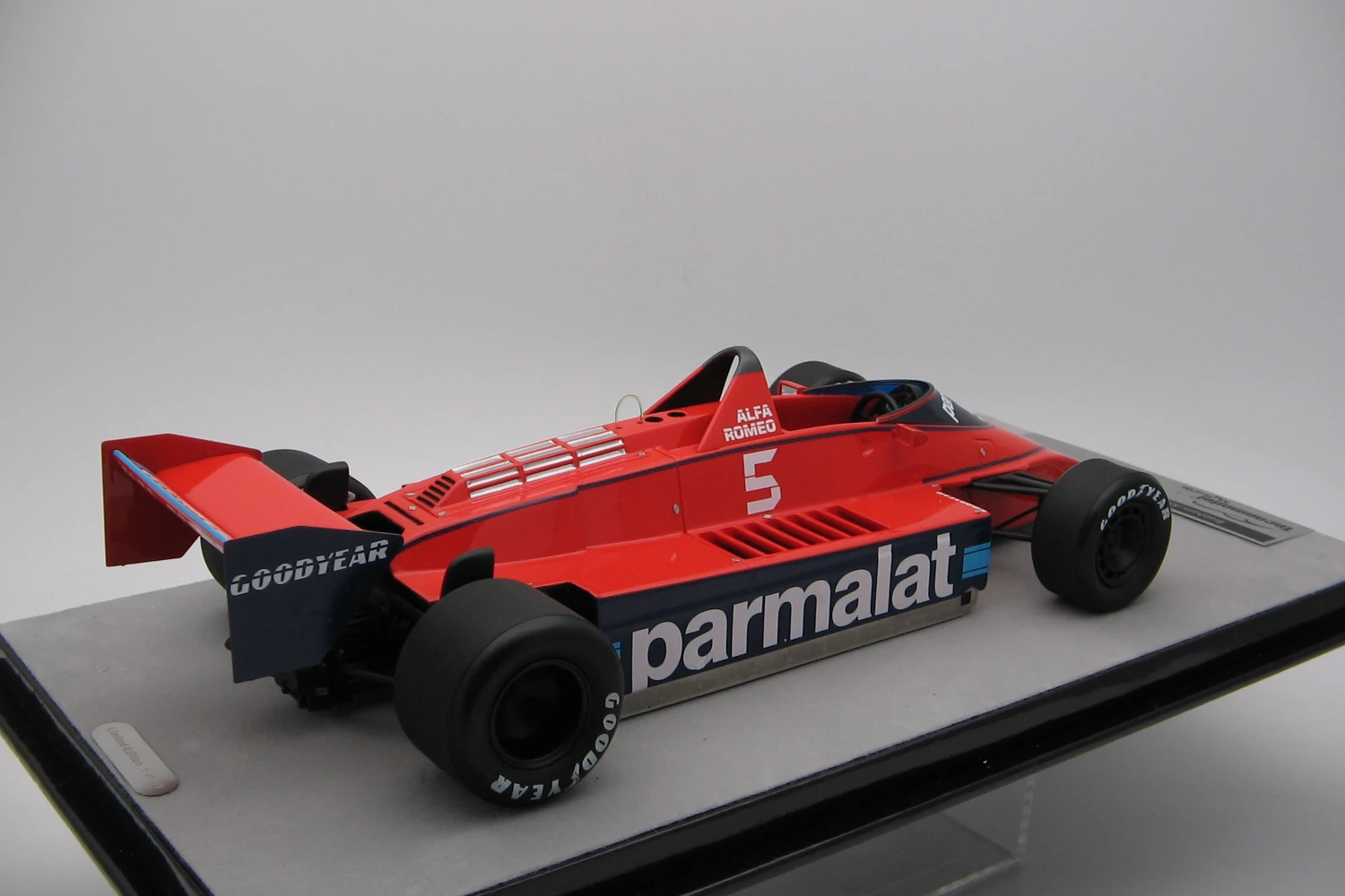 <!--articolo.descrizione_articolo-->