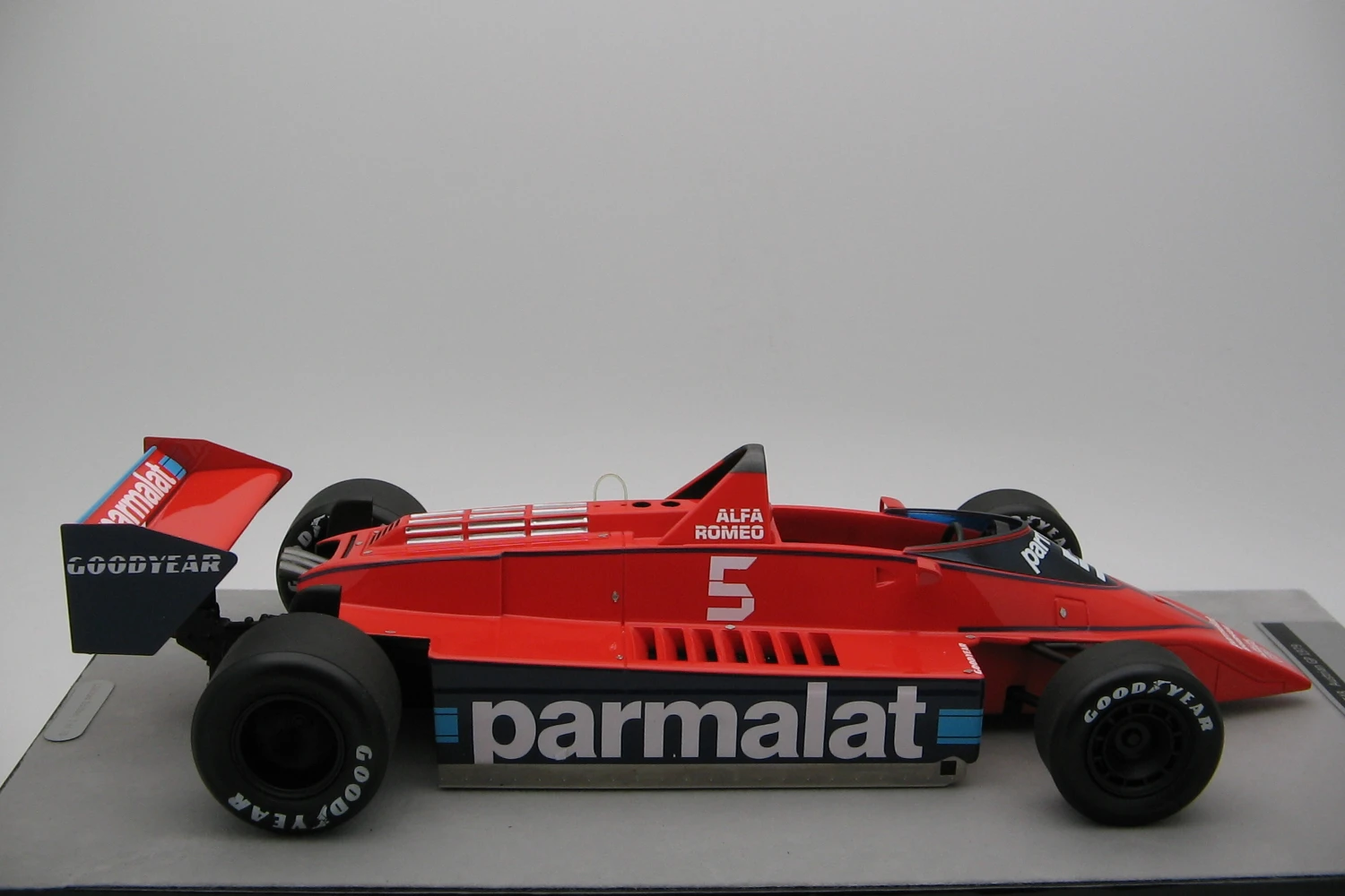 <!--articolo.descrizione_articolo-->